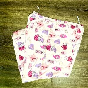 Women’s pajama pants